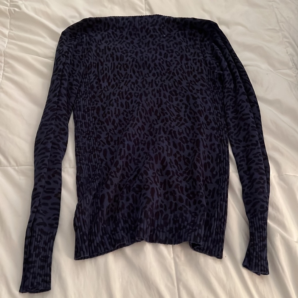 Express Leopard Print Sweater - Picture 4 of 4